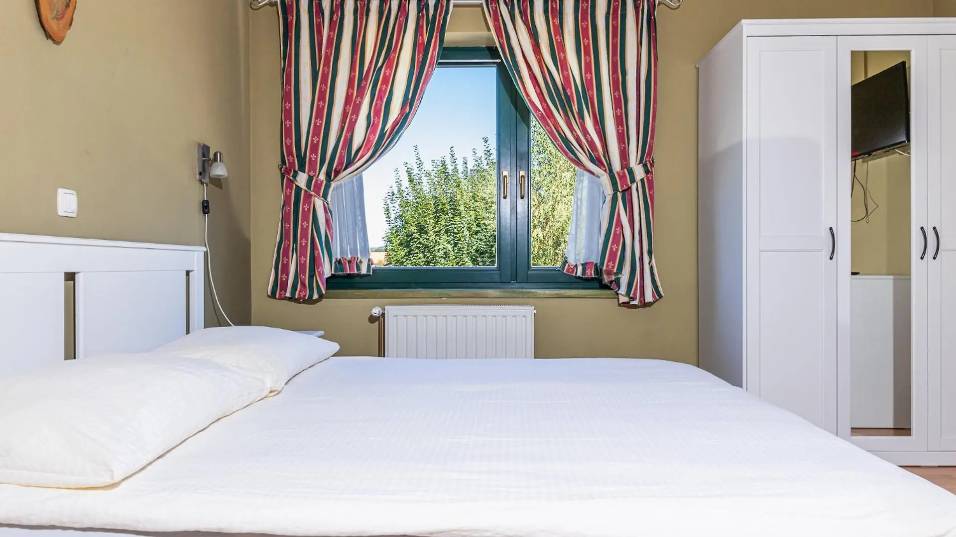 Breza Ravna Gora Rooms And Bistro